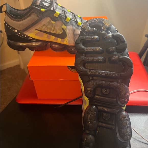 Mens Nike Vapormax 2019! - Picture 4 of 10